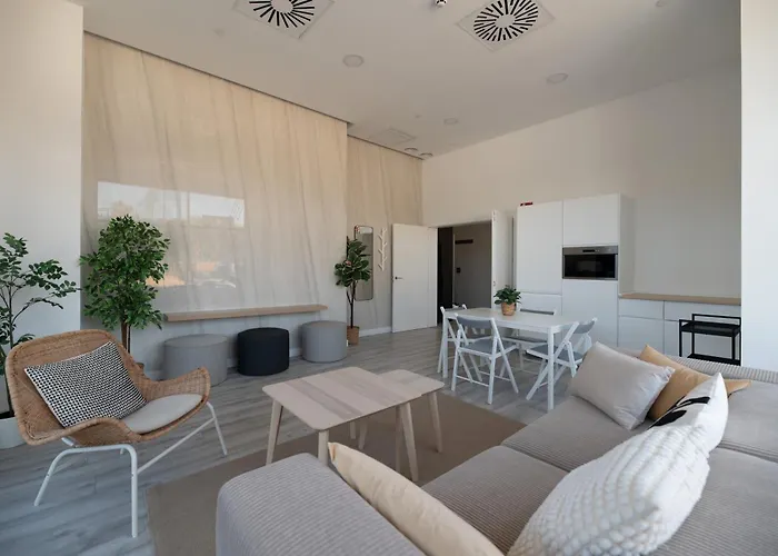 Xpce Urban 21 Skyline - Parking Free Apartament Malaga